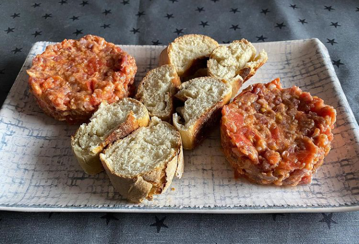 fuet, tartar de fuet