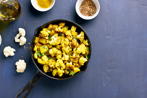 Chou-fleur au Curry et aux Pommes